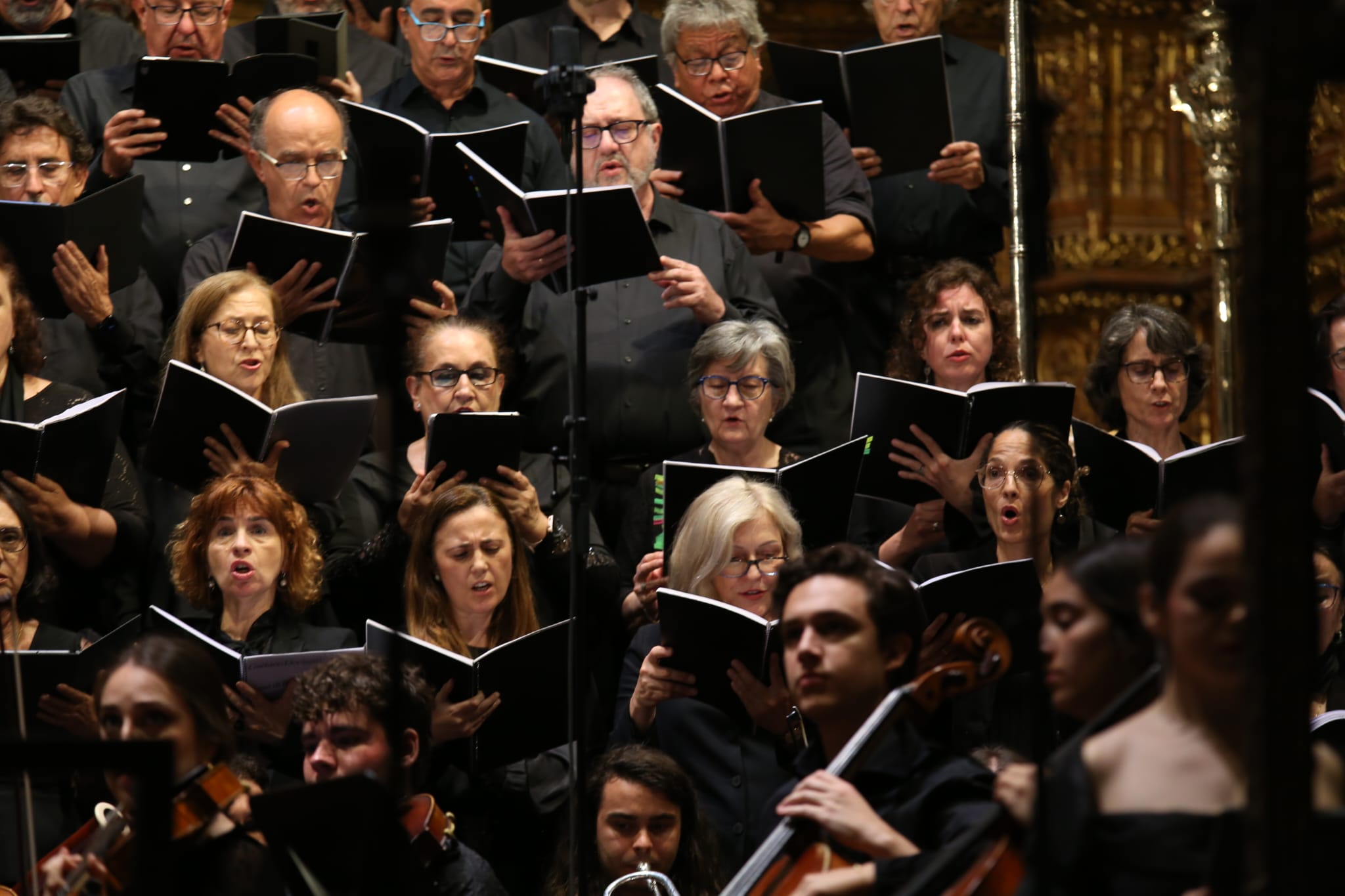 Fotografía 3 del Coro de la Asociación de Amigos del Teatro de la Maestranza