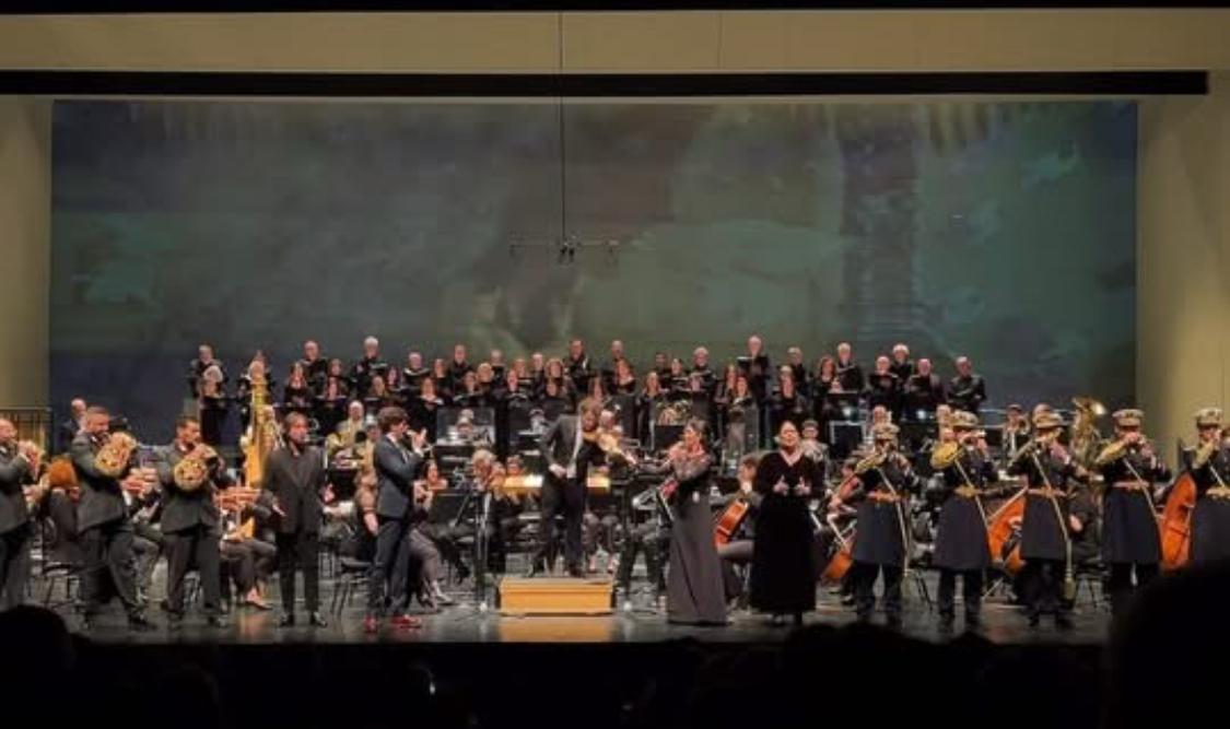 Fotografía 20 del Coro de la Asociación de Amigos del Teatro de la Maestranza