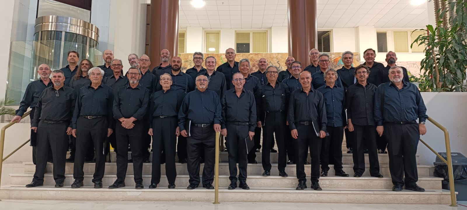 Fotografía 22 del Coro de la Asociación de Amigos del Teatro de la Maestranza